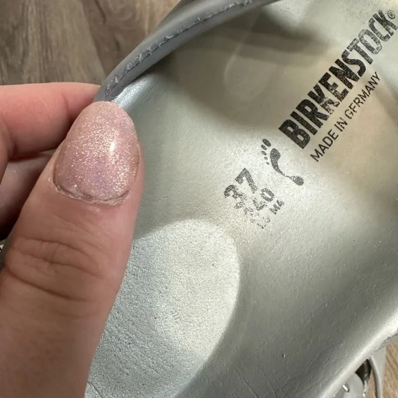Birkenstock Arizona Essentials Metallic Silver Size 37 - Picture 9 of 13